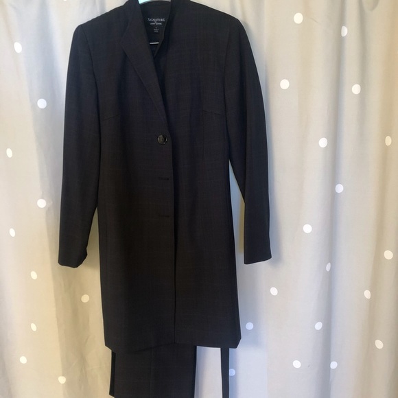 Signature by Larry Levine Pantsuit - Picture 2 of 2